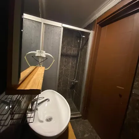 Aparthotel B.k.c Suites *